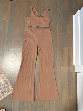 Women's Joy Lab High-Waist Flare Yoga Pants in Dusty Rose/Brown